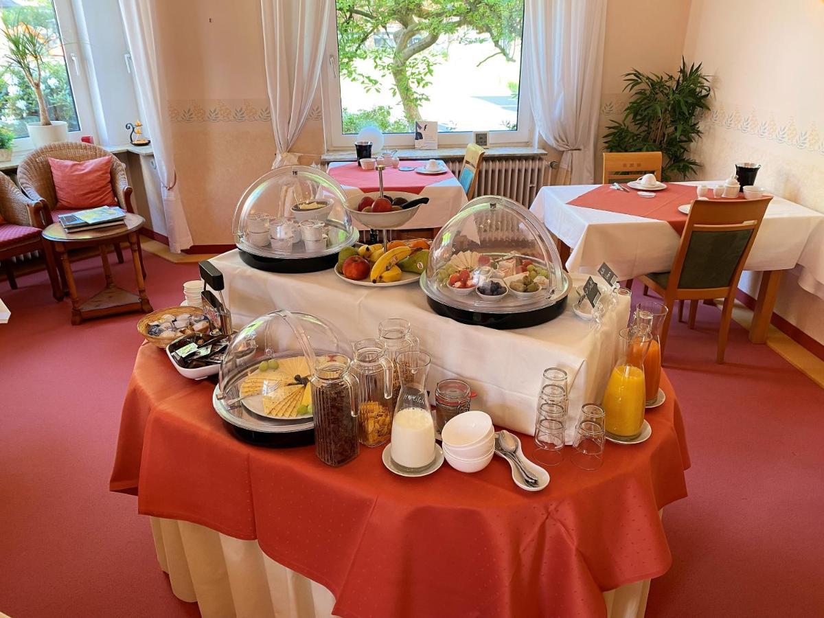 Alleehotel-Eschen Аурих Екстериор снимка